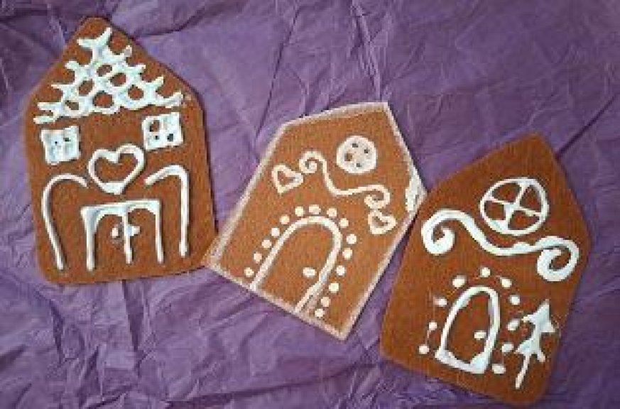 Crafternoon: Felt Gingerbread Decorations