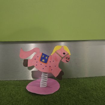 Make Your Own Galloping Card Horse!