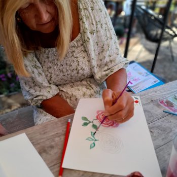 hand crafted porcelain tealight holder